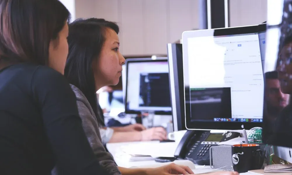 How Do I Generate Leads for a B2B Software Company? - TechBullion